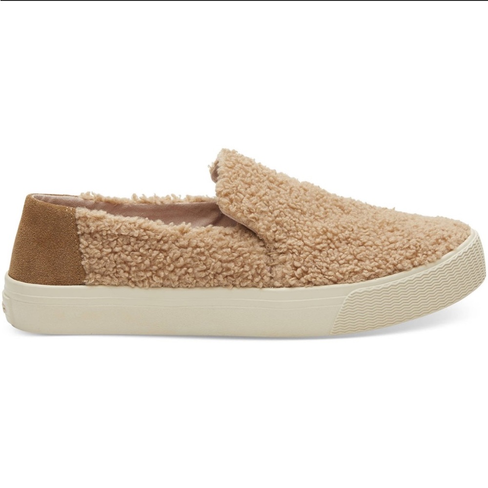 NWT- TOMS Sunset Light Brown Faux Shearling/Suede shoes- Size W 7.5